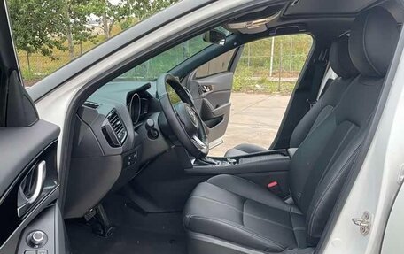 Mazda CX-4, 2023 год, 1 550 000 рублей, 7 фотография