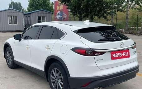 Mazda CX-4, 2023 год, 1 550 000 рублей, 4 фотография