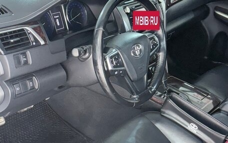 Toyota Camry, 2015 год, 1 390 000 рублей, 3 фотография