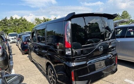 Honda Stepwgn IV, 2021 год, 1 933 000 рублей, 4 фотография