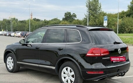 Volkswagen Touareg III, 2013 год, 2 050 000 рублей, 4 фотография