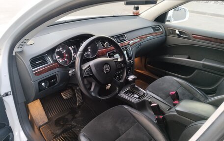 Skoda Superb III рестайлинг, 2012 год, 1 150 000 рублей, 10 фотография