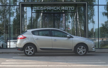 Renault Megane III, 2011 год, 725 000 рублей, 4 фотография