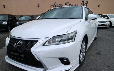 Lexus CT I рестайлинг, 2013 год, 1 150 000 рублей, 3 фотография