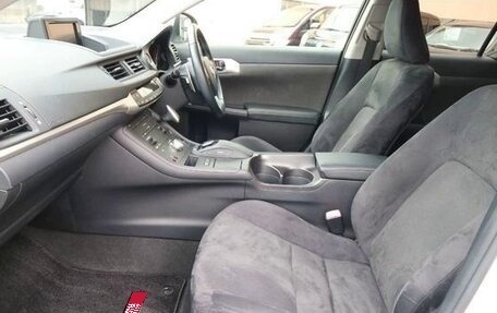 Lexus CT I рестайлинг, 2013 год, 1 150 000 рублей, 12 фотография