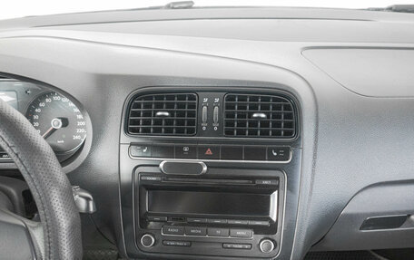 Volkswagen Polo VI (EU Market), 2012 год, 739 000 рублей, 17 фотография