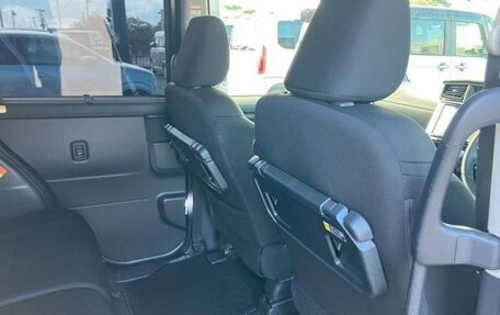 Toyota Roomy I, 2022 год, 980 000 рублей, 24 фотография