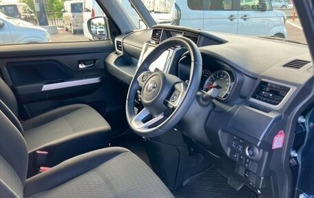 Toyota Roomy I, 2022 год, 980 000 рублей, 21 фотография