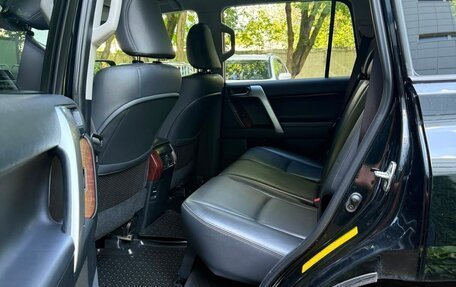 Toyota Land Cruiser Prado 150 рестайлинг 2, 2017 год, 4 500 000 рублей, 6 фотография