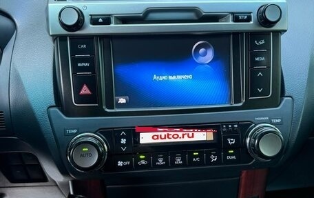 Toyota Land Cruiser Prado 150 рестайлинг 2, 2017 год, 4 500 000 рублей, 10 фотография