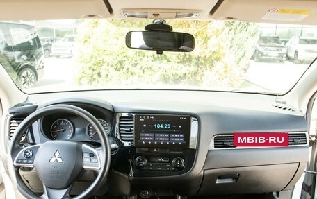 Mitsubishi Outlander III рестайлинг 3, 2013 год, 1 048 000 рублей, 11 фотография