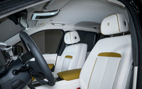 Rolls-Royce Cullinan, 2026 год, 69 000 000 рублей, 19 фотография