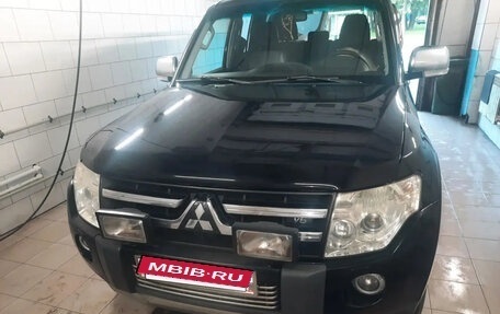 Mitsubishi Pajero IV, 2008 год, 1 450 000 рублей, 3 фотография