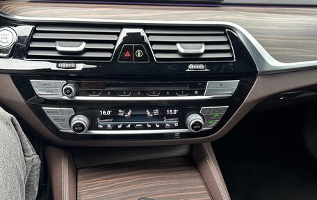 BMW 5 серия, 2019 год, 4 600 000 рублей, 11 фотография