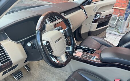 Land Rover Range Rover IV рестайлинг, 2013 год, 3 650 000 рублей, 24 фотография
