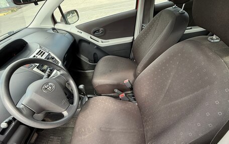 Toyota Yaris III рестайлинг, 2006 год, 525 000 рублей, 7 фотография