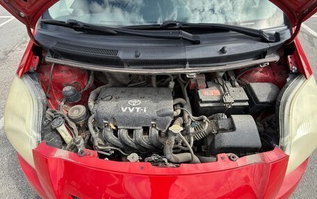 Toyota Yaris III рестайлинг, 2006 год, 525 000 рублей, 6 фотография