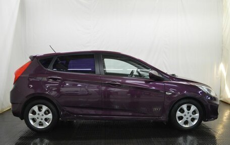 Hyundai Solaris II рестайлинг, 2011 год, 612 000 рублей, 4 фотография