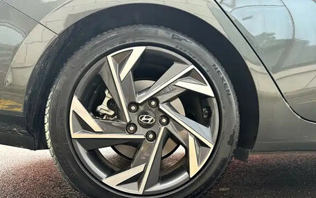 Hyundai Elantra, 2022 год, 1 570 500 рублей, 6 фотография