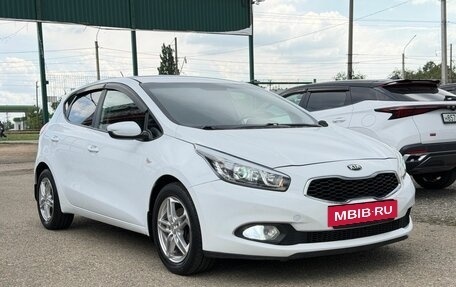 KIA cee'd III, 2014 год, 1 075 000 рублей, 4 фотография