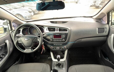 KIA cee'd III, 2014 год, 1 075 000 рублей, 20 фотография