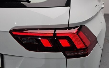Volkswagen Tiguan II, 2021 год, 2 950 000 рублей, 4 фотография