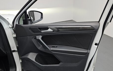 Volkswagen Tiguan II, 2021 год, 2 950 000 рублей, 7 фотография