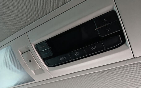 Volkswagen Multivan T6 рестайлинг, 2022 год, 5 077 000 рублей, 9 фотография
