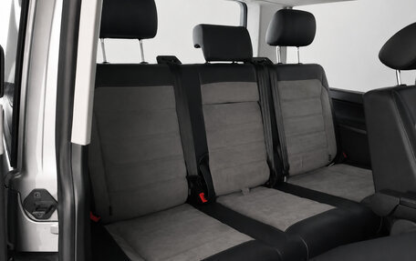 Volkswagen Multivan T6 рестайлинг, 2022 год, 5 077 000 рублей, 8 фотография