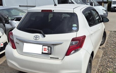 Toyota Vitz, 2016 год, 800 000 рублей, 3 фотография