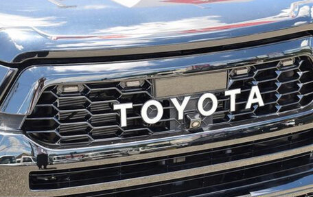Toyota Hilux VIII, 2024 год, 4 200 000 рублей, 3 фотография