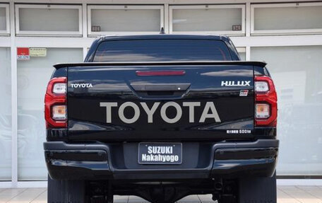 Toyota Hilux VIII, 2024 год, 4 200 000 рублей, 7 фотография