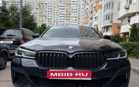 BMW 5 серия, 2021 год, 3 600 000 рублей, 2 фотография