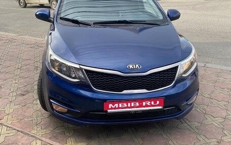 KIA Rio III рестайлинг, 2015 год, 650 000 рублей, 2 фотография