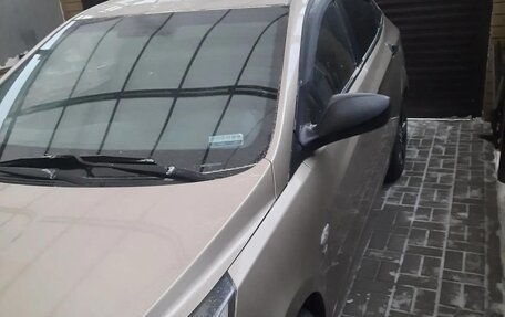 Hyundai Solaris II рестайлинг, 2014 год, 1 100 000 рублей, 4 фотография