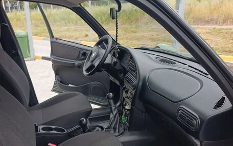 Chevrolet Niva I рестайлинг, 2015 год, 625 000 рублей, 3 фотография