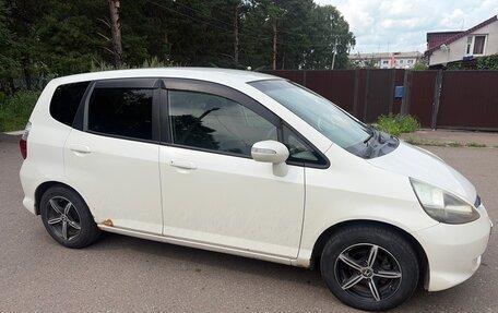 Honda Fit III, 2005 год, 400 000 рублей, 3 фотография