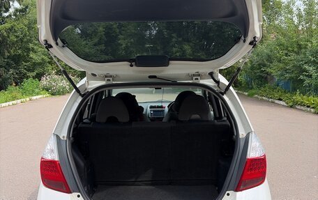 Honda Fit III, 2005 год, 400 000 рублей, 9 фотография