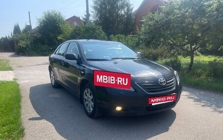 Toyota Camry, 2008 год, 630 000 рублей, 2 фотография