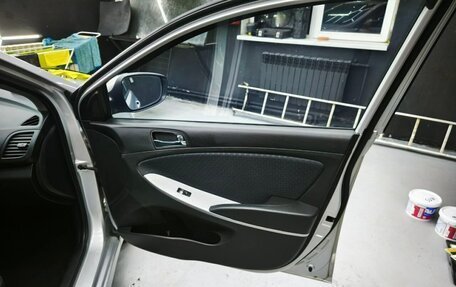 Hyundai Solaris II рестайлинг, 2013 год, 775 000 рублей, 12 фотография