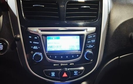 Hyundai Solaris II рестайлинг, 2013 год, 775 000 рублей, 20 фотография