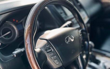 Infiniti QX80 I рестайлинг, 2013 год, 3 120 000 рублей, 13 фотография