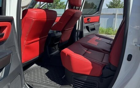 Toyota Tundra, 2023 год, 12 000 000 рублей, 15 фотография