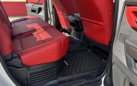 Toyota Tundra, 2023 год, 12 000 000 рублей, 14 фотография