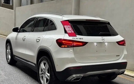 Mercedes-Benz GLA, 2022 год, 1 970 000 рублей, 4 фотография