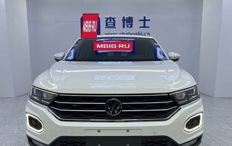 Volkswagen T-Roc I, 2022 год, 1 499 000 рублей, 2 фотография
