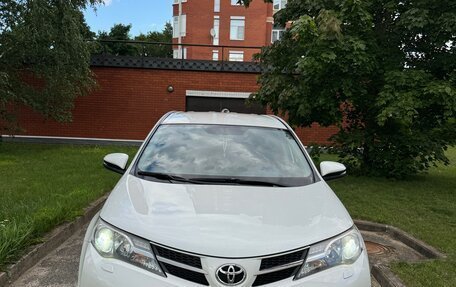 Toyota RAV4, 2014 год, 1 955 000 рублей, 1 фотография