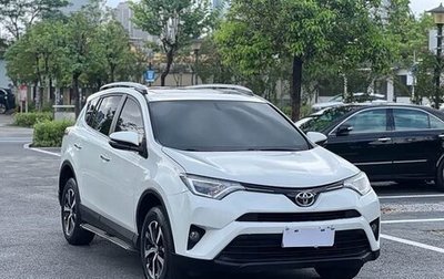 Toyota RAV4, 2019 год, 1 900 000 рублей, 1 фотография