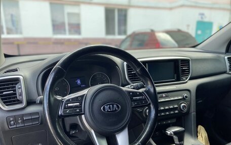 KIA Sportage IV рестайлинг, 2018 год, 2 280 000 рублей, 5 фотография