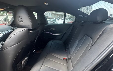 BMW 3 серия, 2020 год, 3 750 000 рублей, 15 фотография